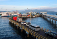 Penyeberangan Banyuwangi-Lembar Antre 5 Hari