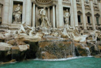 Wisatawan Wajib Bayar Tiket Masuk Air Mancur Trevi Roma untuk Atur Kerumunan