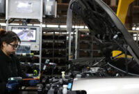 China Larang Jual Mobil Di Bawah Biaya, Perang Harga Diredam