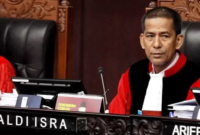 Saldi Isra Cecar Refly Harun
