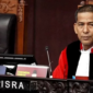 Saldi Isra Cecar Refly Harun