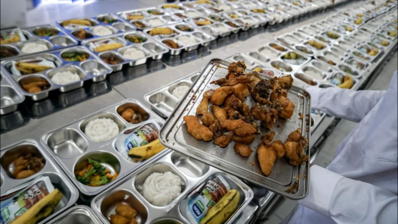 Makan Bergizi Gratis Saat Ramadhan