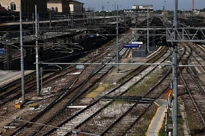 Kereta api di Italia. NurFoto