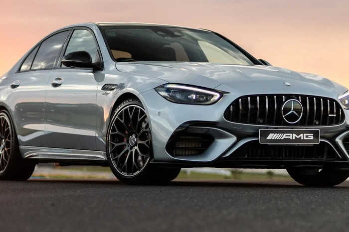 Mercedes-AMG C 63 S E