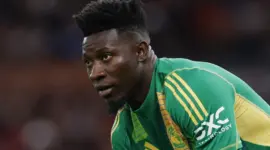 Onana memiliki pertandingan yang terlupakan melawan Fenerbahce. Foto oleh Reuters