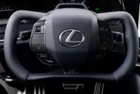 Stir Roda kemudi gaya Yoke tidak menjamin standar keselamatan setelah beberapa tes di China. Foto oleh LexusLexus.