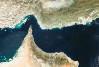 Donald Trump Siapkan Strategi Kuasai Selat Hormuz dan Incar Minyak Iran