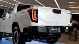 Toyota Hilux Travo-e Tampil di Bangkok dengan Tenaga Listrik dan Jarak 300 Km