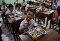 Pemerintah Pertimbangkan Pangkas Frekuensi Makan Gratis Siswa Demi Efisiensi Anggaran