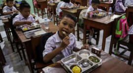 Pemerintah Pertimbangkan Pangkas Frekuensi Makan Gratis Siswa Demi Efisiensi Anggaran