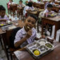 Pemerintah Pertimbangkan Pangkas Frekuensi Makan Gratis Siswa Demi Efisiensi Anggaran