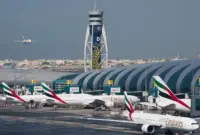 Dubai International Airport menjadi salah satu bandara terbaik di dunia. Skytrax