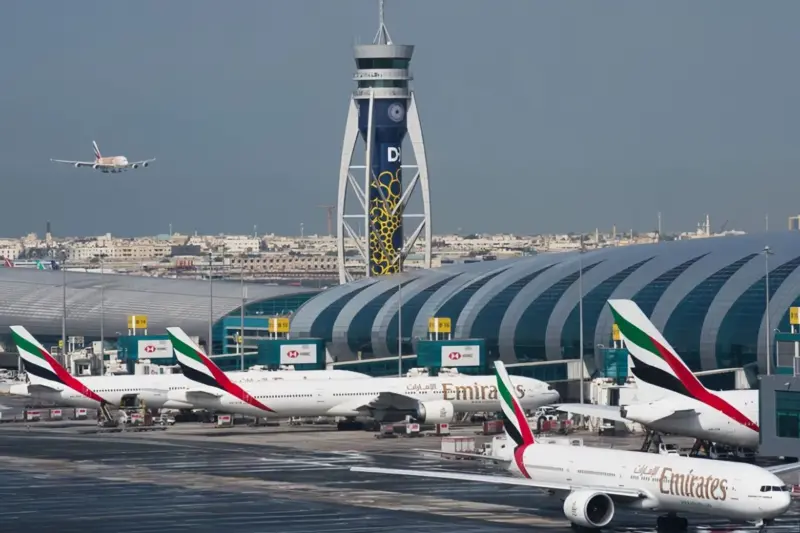 Dubai International Airport menjadi salah satu bandara terbaik di dunia. Skytrax