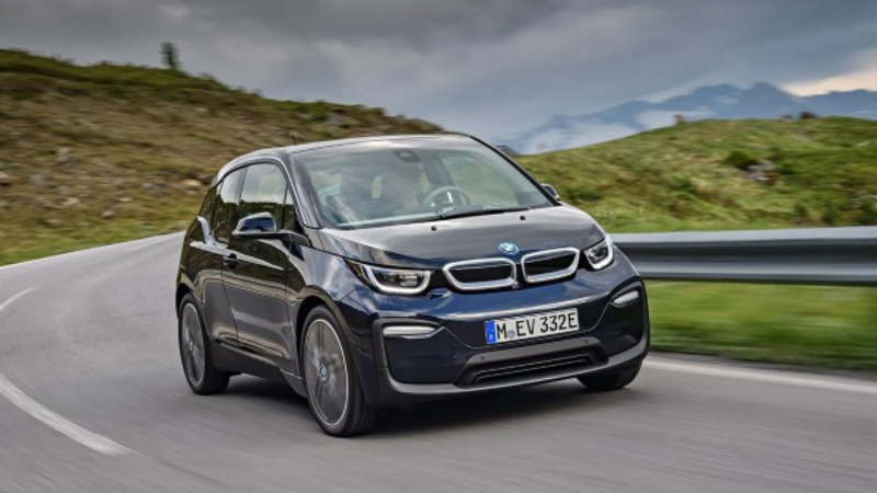 BMW i3 Mobil Listrik
