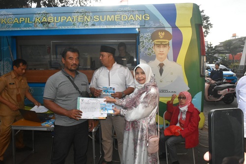 Safari Ramadan Sumedang Hadirkan Layanan Publik Terpadu untuk Warga Ngabuburit