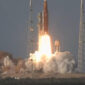 NASA Resmi Luncurkan Misi Artemis II Bawa Awak Manusia ke Orbit Bulan